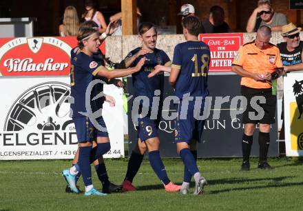 Fussball Kaerntner Liga. Velden gegen Bleiburg.  Torjubel Tom Zurga, Lukas Lausegger, 
Lukas Alfred Sadnik, Nicolas Manuel Modritz (Velden),    St. Egyden, am 24.8.2024.
Foto: Kuess
www.qspictures.net
---
pressefotos, pressefotografie, kuess, qs, qspictures, sport, bild, bilder, bilddatenbank