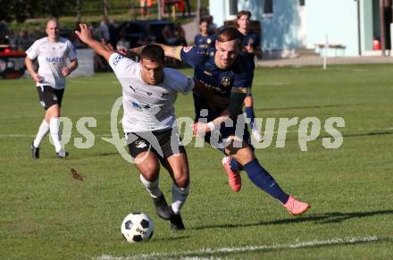 Fussball Kaerntner Liga. Velden gegen Bleiburg.  Tom Zurga (Velden),   Lazar Gacic (Bleiburg).  St. Egyden, am 24.8.2024.
Foto: Kuess
www.qspictures.net
---
pressefotos, pressefotografie, kuess, qs, qspictures, sport, bild, bilder, bilddatenbank