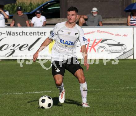 Fussball Kaerntner Liga. Velden gegen Bleiburg.  Aljaz Storman (Bleiburg).  St. Egyden, am 24.8.2024.
Foto: Kuess
www.qspictures.net
---
pressefotos, pressefotografie, kuess, qs, qspictures, sport, bild, bilder, bilddatenbank