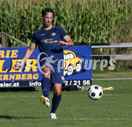 Fussball Kaerntner Liga. Velden gegen Bleiburg.  Luka Caculovic (Velden),    St. Egyden, am 24.8.2024.
Foto: Kuess
www.qspictures.net
---
pressefotos, pressefotografie, kuess, qs, qspictures, sport, bild, bilder, bilddatenbank