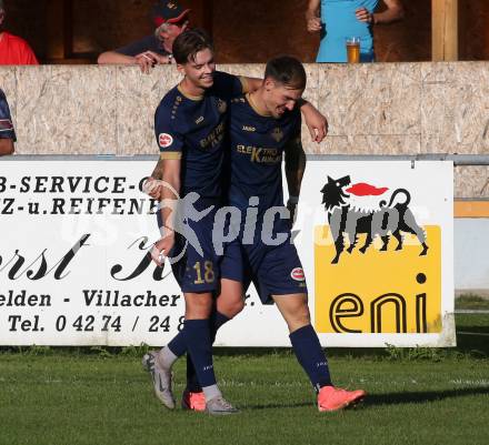 Fussball Kaerntner Liga. Velden gegen Bleiburg.   Torjubel Nicolas Manuel Modritz, Tom Zurga (Velden),.  St. Egyden, am 24.8.2024.
Foto: Kuess
www.qspictures.net
---
pressefotos, pressefotografie, kuess, qs, qspictures, sport, bild, bilder, bilddatenbank