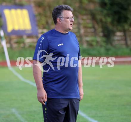 Fussball Kaerntner Liga. Voelkermarkt gegen ATSV Wolfsberg. Trainer Mario Romac (Wolfsberg). Voelkermarkt, am 30.8.2024.
Foto: Kuess
www.qspictures.net
---
pressefotos, pressefotografie, kuess, qs, qspictures, sport, bild, bilder, bilddatenbank