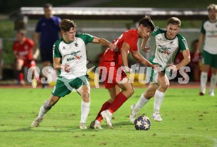 Fussball Kaerntner Liga. Voelkermarkt gegen ATSV Wolfsberg. Raphael Lukas Kulterer (Voelkermarkt),  
Denin Begic  (Wolfsberg). Voelkermarkt, am 30.8.2024.
Foto: Kuess
www.qspictures.net
---
pressefotos, pressefotografie, kuess, qs, qspictures, sport, bild, bilder, bilddatenbank