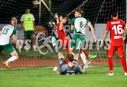 Fussball Kaerntner Liga. Voelkermarkt gegen ATSV Wolfsberg.  Lukas Urnik (Voelkermarkt), 
Marin Romac, Marcel Moertl   (Wolfsberg). Voelkermarkt, am 30.8.2024.
Foto: Kuess
www.qspictures.net
---
pressefotos, pressefotografie, kuess, qs, qspictures, sport, bild, bilder, bilddatenbank