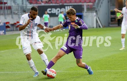 Fussball Bundesliga. SK Austria Klagenfurt gegen FC Blau Weiss Linz. Philipp Wydra,  (Klagenfurt),  Anderson Dos Santos Gomes  (Linz).  Klagenfurt, am 31.8.2024.
Foto: Kuess
www.qspictures.net
---
pressefotos, pressefotografie, kuess, qs, qspictures, sport, bild, bilder, bilddatenbank