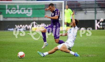 Fussball Bundesliga. SK Austria Klagenfurt gegen FC Blau Weiss Linz. Christopher Wernitznig,  (Klagenfurt),  Simon Seidl (Linz).  Klagenfurt, am 31.8.2024.
Foto: Kuess
www.qspictures.net
---
pressefotos, pressefotografie, kuess, qs, qspictures, sport, bild, bilder, bilddatenbank