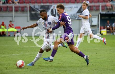 Fussball Bundesliga. SK Austria Klagenfurt gegen FC Blau Weiss Linz. Philipp Wydra,  (Klagenfurt), Anderson Dos Santos Gomes  (Linz).  Klagenfurt, am 31.8.2024.
Foto: Kuess
www.qspictures.net
---
pressefotos, pressefotografie, kuess, qs, qspictures, sport, bild, bilder, bilddatenbank