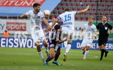 Fussball Bundesliga. SK Austria Klagenfurt gegen FC Blau Weiss Linz.  David Toshevski, (Klagenfurt), Alem Pasic, Manuel Maranda  (Linz).  Klagenfurt, am 31.8.2024.
Foto: Kuess
www.qspictures.net
---
pressefotos, pressefotografie, kuess, qs, qspictures, sport, bild, bilder, bilddatenbank