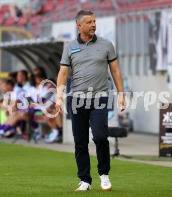 Fussball Bundesliga. SK Austria Klagenfurt gegen FC Blau Weiss Linz.  Trainer Gerald Scheiblehner (Linz).  Klagenfurt, am 31.8.2024.
Foto: Kuess
www.qspictures.net
---
pressefotos, pressefotografie, kuess, qs, qspictures, sport, bild, bilder, bilddatenbank