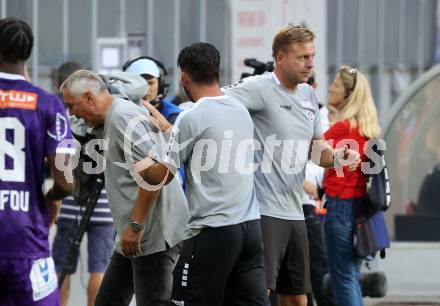 Fussball Bundesliga. SK Austria Klagenfurt gegen FC Blau Weiss Linz.  Trainer Peter Pacult, Sandro Zakany, Co-Trainer Martin Lassnig (Klagenfurt).  Klagenfurt, am 31.8.2024.
Foto: Kuess
www.qspictures.net
---
pressefotos, pressefotografie, kuess, qs, qspictures, sport, bild, bilder, bilddatenbank