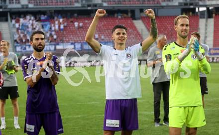 Fussball Bundesliga. SK Austria Klagenfurt gegen FC Blau Weiss Linz.  Kosmas Gkezos, David Toshevski, Marco Knaller (Klagenfurt).  Klagenfurt, am 31.8.2024.
Foto: Kuess
www.qspictures.net
---
pressefotos, pressefotografie, kuess, qs, qspictures, sport, bild, bilder, bilddatenbank