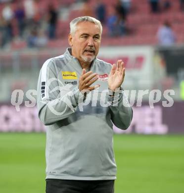 Fussball Bundesliga.  SK Austria Klagenfurt gegen TSV Egger Glas Hartberg .  Trainer Peter Pacult (Klagenfurt). Klagenfurt, am 21.9.2024.
Foto: Kuess
www.qspictures.net
---
pressefotos, pressefotografie, kuess, qs, qspictures, sport, bild, bilder, bilddatenbank