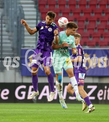 Fussball Bundesliga.  SK Austria Klagenfurt gegen TSV Egger Glas Hartberg . Thorsten Mahrer,   (Klagenfurt), Marco Phillip Hoffmann  (Hartberg). Klagenfurt, am 21.9.2024.
Foto: Kuess
www.qspictures.net
---
pressefotos, pressefotografie, kuess, qs, qspictures, sport, bild, bilder, bilddatenbank