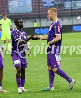 Fussball Bundesliga.  SK Austria Klagenfurt gegen TSV Egger Glas Hartberg .  Solomon Bonnah, Florian Jaritz (Klagenfurt). Klagenfurt, am 21.9.2024.
Foto: Kuess
www.qspictures.net
---
pressefotos, pressefotografie, kuess, qs, qspictures, sport, bild, bilder, bilddatenbank