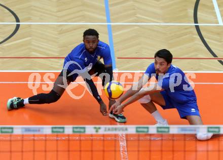 Volleyball Testspiel. SK Aich/Dob gegen ACH Ljubljana.  Bryan Camino Martinez, Vitor Yudi Yamamoto (Aich/Dob). Bleiburg, am 25.9.2024.
Foto: Kuess
www.qspictures.net
---
pressefotos, pressefotografie, kuess, qs, qspictures, sport, bild, bilder, bilddatenbank