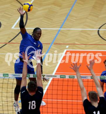 Volleyball Testspiel. SK Aich/Dob gegen ACH Ljubljana.  Carlos Yoandrys (Aich/Dob). Bleiburg, am 25.9.2024.
Foto: Kuess
www.qspictures.net
---
pressefotos, pressefotografie, kuess, qs, qspictures, sport, bild, bilder, bilddatenbank