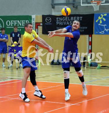 Volleyball Testspiel. SK Aich/Dob gegen ACH Ljubljana. Daniel Brandstetter, Noel Simon Jakob Krassnig  (Aich/Dob). Bleiburg, am 25.9.2024.
Foto: Kuess
www.qspictures.net
---
pressefotos, pressefotografie, kuess, qs, qspictures, sport, bild, bilder, bilddatenbank