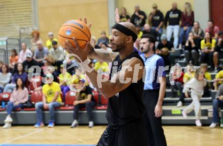 Basketball 2. Liga 2024/2025. Grunddurchgang 1. Runde. Woerthersee Piraten gegen Dornbirn Lions. Shawn L. Ray (Piraten),  Klagenfurt, am 28.9.2024.
Foto: Kuess


---
pressefotos, pressefotografie, kuess, qs, qspictures, sport, bild, bilder, bilddatenbank