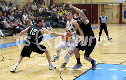 Basketball 2. Liga 2024/2025. Grunddurchgang 1. Runde. Woerthersee Piraten gegen Dornbirn Lions. Jan-Arne Apschner, Andreas Nuck (Piraten),  Eduard Nogues (Dornbirn). Klagenfurt, am 28.9.2024.
Foto: Kuess


---
pressefotos, pressefotografie, kuess, qs, qspictures, sport, bild, bilder, bilddatenbank