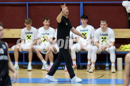 Basketball 2. Liga 2024/2025. Grunddurchgang 1. Runde. Woerthersee Piraten gegen Dornbirn Lions. Trainer Kostas Papavasileiou  (Dornbirn). Klagenfurt, am 28.9.2024.
Foto: Kuess


---
pressefotos, pressefotografie, kuess, qs, qspictures, sport, bild, bilder, bilddatenbank