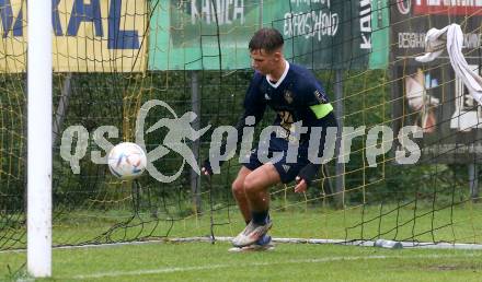 Fussball. 2. KLasse B. Faakersee 1b gegen Velden 1b.  Luca Horst Kopeinig (Velden).  Faak, am 28.9.2024.
Foto: Kuess
www.qspictures.net
---
pressefotos, pressefotografie, kuess, qs, qspictures, sport, bild, bilder, bilddatenbank