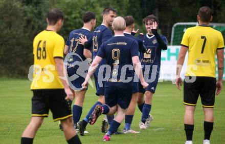 Fussball. 2. KLasse B. Faakersee 1b gegen Velden 1b.   Torjubel  (Velden).  Faak, am 28.9.2024.
Foto: Kuess
www.qspictures.net
---
pressefotos, pressefotografie, kuess, qs, qspictures, sport, bild, bilder, bilddatenbank