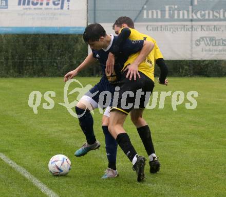 Fussball. 2. KLasse B. Faakersee 1b gegen Velden 1b. Felix Unterguggenberger  (Faakersee),  Florijan Lampic  (Velden).  Faak, am 28.9.2024.
Foto: Kuess
www.qspictures.net
---
pressefotos, pressefotografie, kuess, qs, qspictures, sport, bild, bilder, bilddatenbank