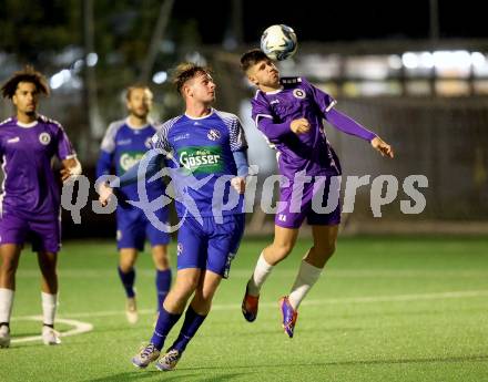 Fussball Kaerntner Liga. SK Austria Klagenfuer Amateure gegen Dellach.  Dino Delic (Klagenfurt),  Marco Lesiak (Dellach).  Klagenfurt, am 4.10.2024.
Foto: Kuess
www.qspictures.net
---
pressefotos, pressefotografie, kuess, qs, qspictures, sport, bild, bilder, bilddatenbank