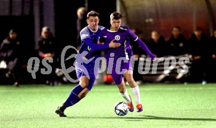 Fussball Kaerntner Liga. SK Austria Klagenfuer Amateure gegen Dellach.  Dino Delic (Klagenfurt),  Anton Ereiz (Dellach).  Klagenfurt, am 4.10.2024.
Foto: Kuess
www.qspictures.net
---
pressefotos, pressefotografie, kuess, qs, qspictures, sport, bild, bilder, bilddatenbank