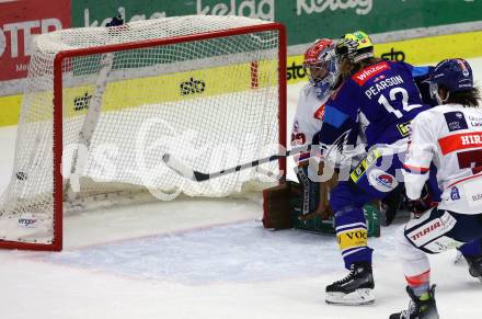 EBEL. Eishockey Bundesliga. VSV gegen HC TIWAG Innsbruck.  Pearson Chase  (VSV), Buitenhuis Evan  (Innsbruck). Klagenfurt, 6.10.2024. 
Foto: Kuess
www.qspictures.net
---
pressefotos, pressefotografie, kuess, qs, qspictures, sport, bild, bilder, bilddatenbank