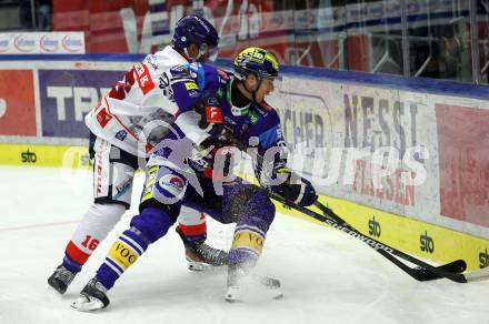 EBEL. Eishockey Bundesliga. VSV gegen HC TIWAG Innsbruck. Maxa Felix   (VSV), Steffler Kele  (Innsbruck). Klagenfurt, 6.10.2024. 
Foto: Kuess
www.qspictures.net
---
pressefotos, pressefotografie, kuess, qs, qspictures, sport, bild, bilder, bilddatenbank