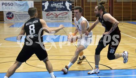 Basketball 2. Liga 2024/2025. Grunddurchgang 2. Runde. KOS Celovec gegen Mistelbach Mustangs. Andi Smrtnik (KOS), Jan Kozina ,  Ian Moschik (Mistelbach Mustangs). Klagenfurt, am 5.10.2024.
Foto: Kuess


---
pressefotos, pressefotografie, kuess, qs, qspictures, sport, bild, bilder, bilddatenbank