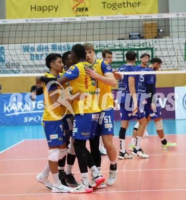 Volleyball CEV Cup. SK Sich/Dob gegen Lausanne. Jubel (Aich/Dob). Bleiburg, am 9.10.2024.
Foto: Kuess
---
pressefotos, pressefotografie, kuess, qs, qspictures, sport, bild, bilder, bilddatenbank