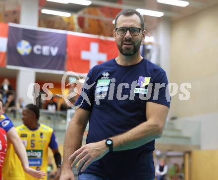 Volleyball CEV Cup. SK Sich/Dob gegen Lausanne.Trainer Lucio Antonio Oro  (Aich/Dob). Bleiburg, am 9.10.2024.
Foto: Kuess
---
pressefotos, pressefotografie, kuess, qs, qspictures, sport, bild, bilder, bilddatenbank