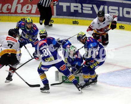 Eishockey ICE Bundesliga. VSV gegen Pioneers Vorarlberg. Marco Richter, Thomas Vallant, Jean Philippe Lamoureux (VSV), Daniel Woger (Vorarlberg). Villach, am 11.10.2024.
Foto: Kuess
---
pressefotos, pressefotografie, kuess, qs, qspictures, sport, bild, bilder, bilddatenbank