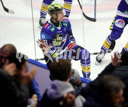 Eishockey ICE Bundesliga. VSV gegen Pioneers Vorarlberg. Torjubel Felix Maxa (VSV). Villach, am 11.10.2024.
Foto: Kuess
---
pressefotos, pressefotografie, kuess, qs, qspictures, sport, bild, bilder, bilddatenbank