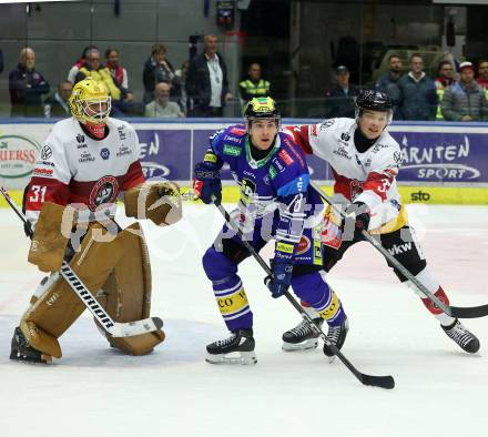 Eishockey ICE Bundesliga. VSV gegen Pioneers Vorarlberg. Felix Maxa   (VSV), Aron Summer, David Madlener (Vorarlberg). Villach, am 11.10.2024.
Foto: Kuess
---
pressefotos, pressefotografie, kuess, qs, qspictures, sport, bild, bilder, bilddatenbank