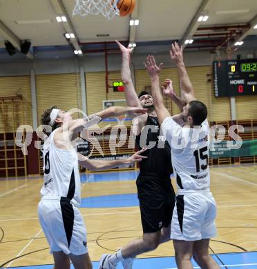 Basketball 2. Liga 2024/2025. Grunddurchgang 3. Runde. Woerthersee Piraten gegen Raiders Tirol. Marin Sliskovic (Piraten). Thomas Pirchner, Leon Marcikic (Tirol) Klagenfurt, am 12.10.2024.
Foto: Kuess


---
pressefotos, pressefotografie, kuess, qs, qspictures, sport, bild, bilder, bilddatenbank