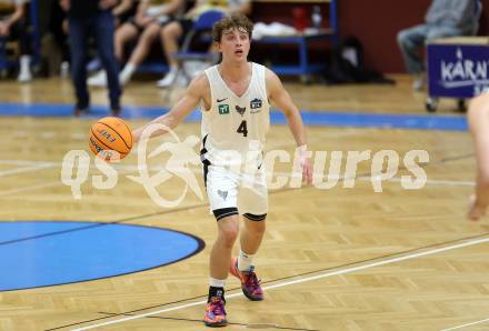 Basketball 2. Bundesliga 2024/25. Grunddurchgang 3. Runde.. Woerthersee Piraten gegen  Raiders Tirol.  Tim-Joel Deschner (Tirol).  Klagenfurt, am 12.10.2024.
Foto: Kuess
---
pressefotos, pressefotografie, kuess, qs, qspictures, sport, bild, bilder, bilddatenbank