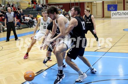 Basketball 2. Liga 2024/2025. Grunddurchgang 3. Runde. Woerthersee Piraten gegen Raiders Tirol. Jan-Arne Apschner  (Piraten), Petar Nemcec  (Tirol). Klagenfurt, am 12.10.2024.
Foto: Kuess


---
pressefotos, pressefotografie, kuess, qs, qspictures, sport, bild, bilder, bilddatenbank