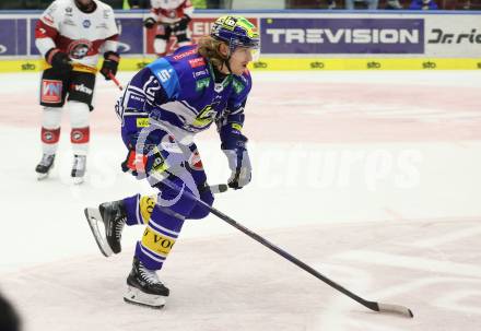 Eishockey ICE Bundesliga. VSV gegen Pioneers Vorarlberg. Chase Pearson (VSV). Villach, am 11.10.2024.
Foto: Kuess
---
pressefotos, pressefotografie, kuess, qs, qspictures, sport, bild, bilder, bilddatenbank