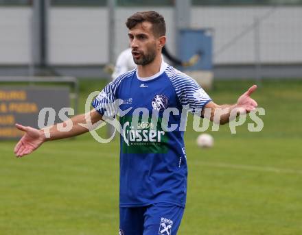 Fussball KÃ¤rntner Liga. Bleiburg gegen Dellach/Gail.  Samir Nuhanovic  (Dellach).  Bleiburg, am 19.10.2024.
Foto: Kuess
---
pressefotos, pressefotografie, kuess, qs, qspictures, sport, bild, bilder, bilddatenbank