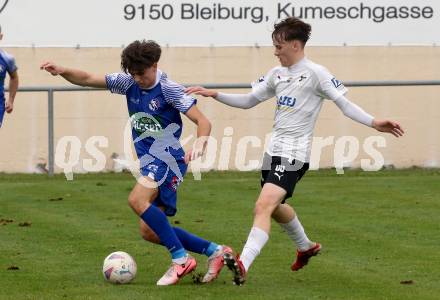 Fussball KÃ¤rntner Liga. Bleiburg gegen Dellach/Gail.  Maximilian Trappitsch (Bleiburg),   Ajdin Domenig (Dellach).  Bleiburg, am 19.10.2024.
Foto: Kuess
---
pressefotos, pressefotografie, kuess, qs, qspictures, sport, bild, bilder, bilddatenbank