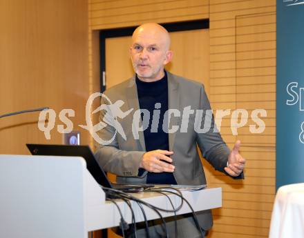 Spitzensport und Studium. Walter Reichel. Klagenfurt, am 16.10.2024.
Foto: Kuess
www.qspictures.net
---
pressefotos, pressefotografie, kuess, qs, qspictures, sport, bild, bilder, bilddatenbank