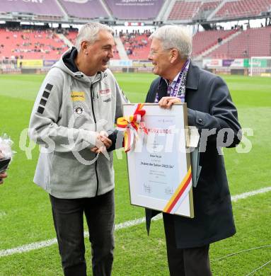 Fussball Bundesliga.  SK Austria Klagenfurt gegen Austria Wien .  Trainer Peter Pacult, LH Peter Kaiser (Klagenfurt). Klagenfurt, am 20.10.2024.
Foto: Kuess
www.qspictures.net
---
pressefotos, pressefotografie, kuess, qs, qspictures, sport, bild, bilder, bilddatenbank