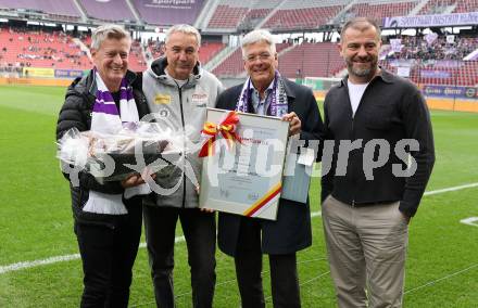 Fussball Bundesliga.  SK Austria Klagenfurt gegen Austria Wien .  Arno Arthofer, Trainer Peter Pacult, LH Peter Kaiser, Zeljko Karajica,  (Klagenfurt). Klagenfurt, am 20.10.2024.
Foto: Kuess
www.qspictures.net
---
pressefotos, pressefotografie, kuess, qs, qspictures, sport, bild, bilder, bilddatenbank