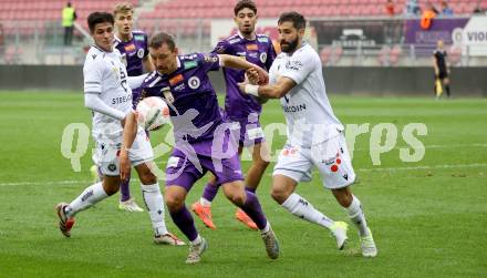 Fussball Bundesliga.  SK Austria Klagenfurt gegen Austria Wien .  Christopher Wernitznig,  (Klagenfurt), Lucas Galvao Da Costa Souza  (Wien). Klagenfurt, am 20.10.2024.
Foto: Kuess
www.qspictures.net
---
pressefotos, pressefotografie, kuess, qs, qspictures, sport, bild, bilder, bilddatenbank