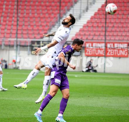 Fussball Bundesliga.  SK Austria Klagenfurt gegen Austria Wien . David Toshevski,  (Klagenfurt),  Lucas Galvao Da Costa Souza  (Wien). Klagenfurt, am 20.10.2024.
Foto: Kuess
www.qspictures.net
---
pressefotos, pressefotografie, kuess, qs, qspictures, sport, bild, bilder, bilddatenbank