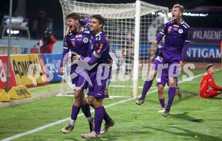 Fussball OEFB Cup. WAC gegen SK Austria Klagenfurt. Torjubel Jannik Robatsch, Thorsten Mahrer, Nicolas Binder (Austria Klagenfurt). Wolfsberg, am 30.10.2024.
Foto: Kuess
---
pressefotos, pressefotografie, kuess, qs, qspictures, sport, bild, bilder, bilddatenbank