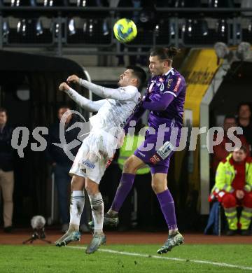 Fussball OEFB Cup. WAC gegen SK Austria Klagenfurt. Dejan Zukic (WAC), Niklas Szerencsi (Austria Klagenfurt). Wolfsberg, am 30.10.2024.
Foto: Kuess
---
pressefotos, pressefotografie, kuess, qs, qspictures, sport, bild, bilder, bilddatenbank